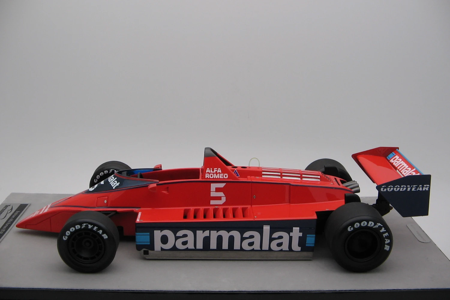 <!--articolo.descrizione_articolo-->