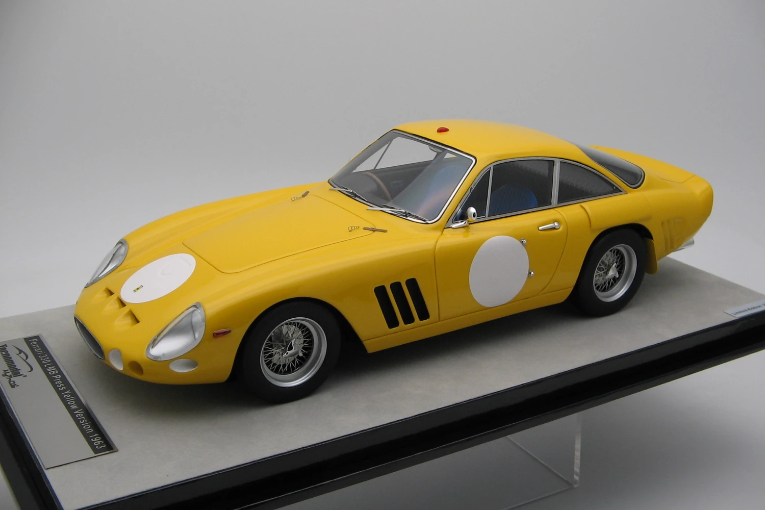 <!--articolo.descrizione_articolo-->