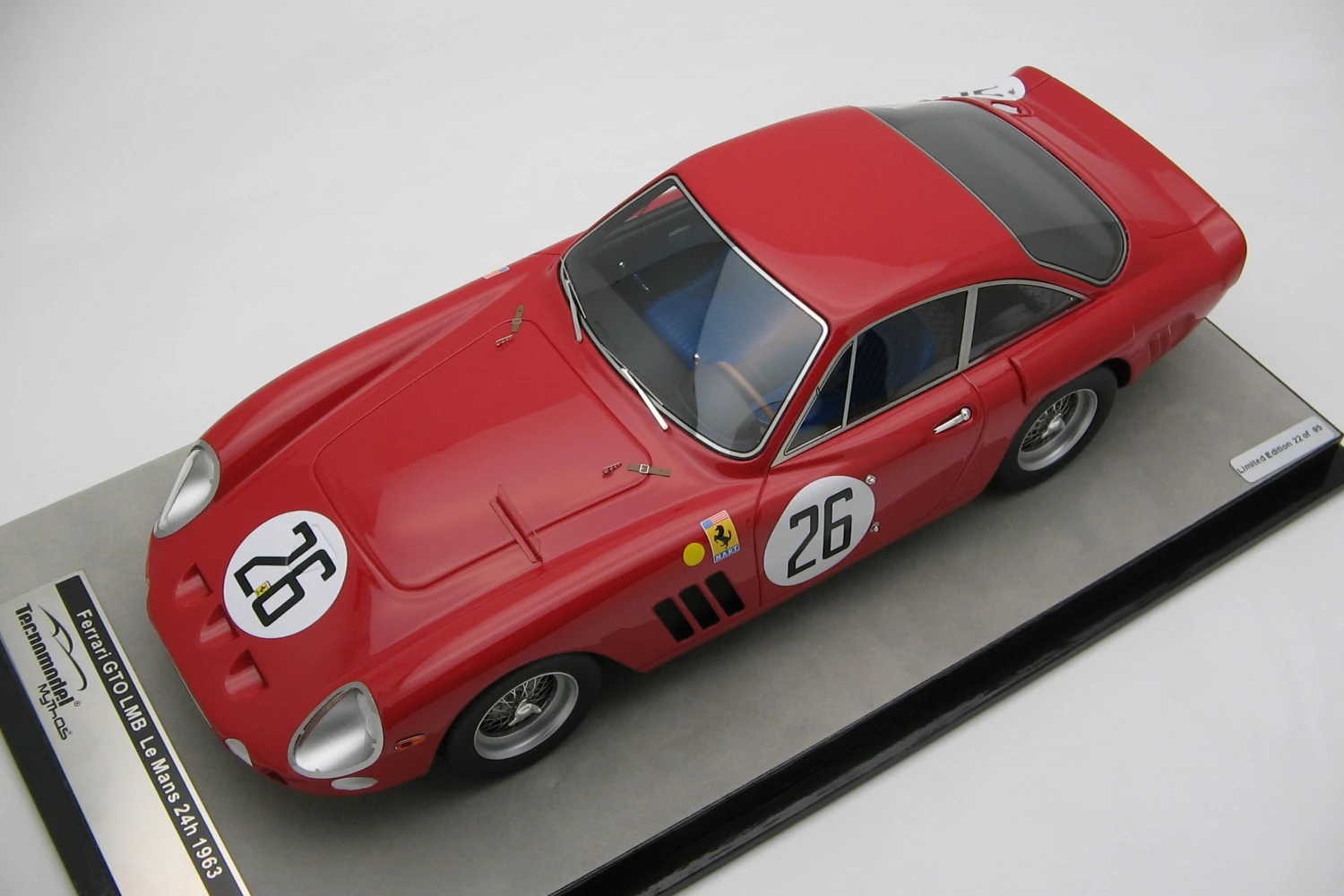 <!--articolo.descrizione_articolo-->