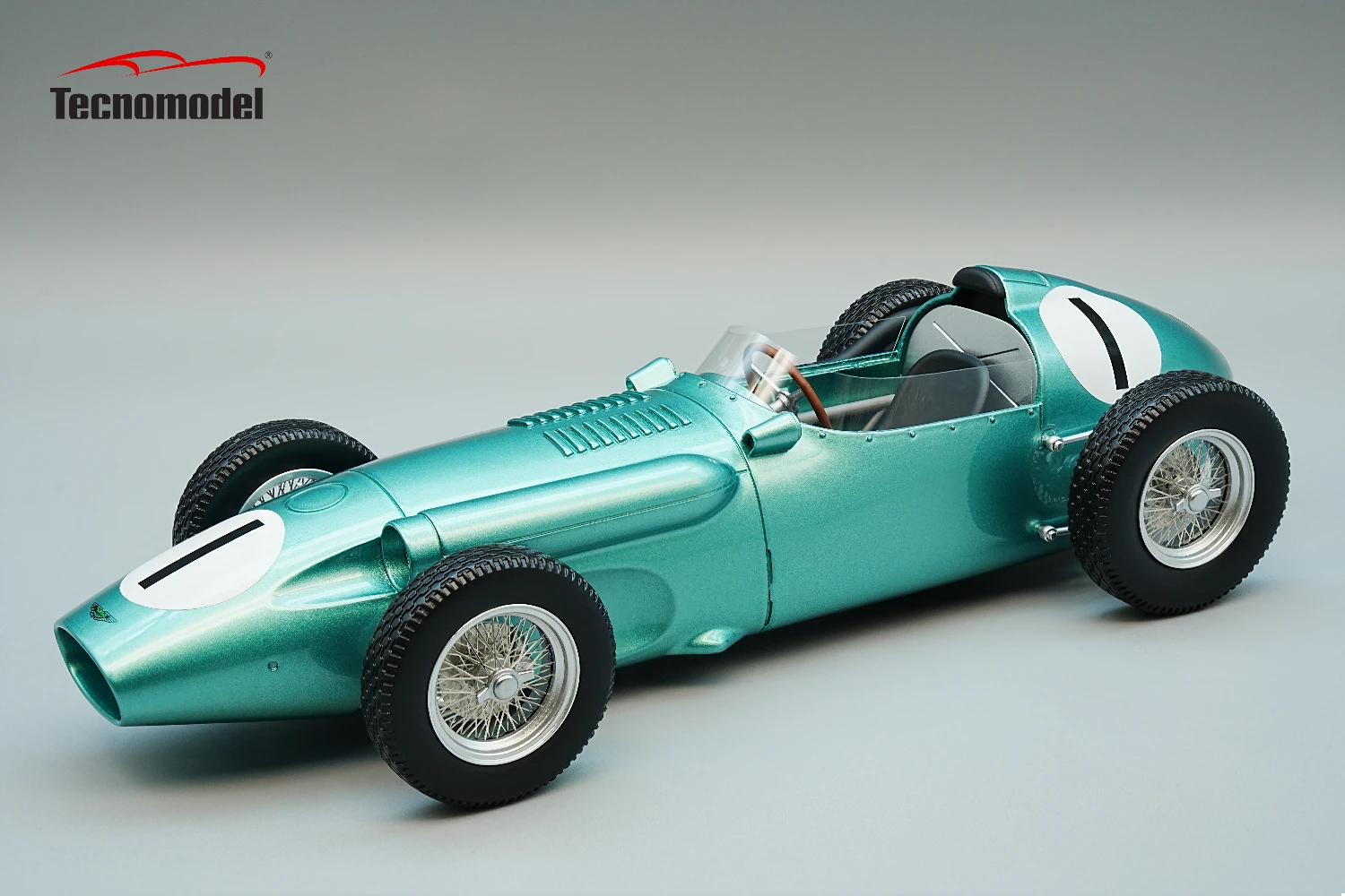 Aston Martin DBR4 1959 Silverstone International Trophy 2nd Place car #1 Driver Roy Salvadori