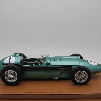 Aston Martin DBR4 1959 Silverstone International Trophy 2nd Place car #1 Driver Roy Salvadori