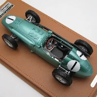 Aston Martin DBR4 1959 Silverstone International Trophy 2nd Place car #1 Driver Roy Salvadori