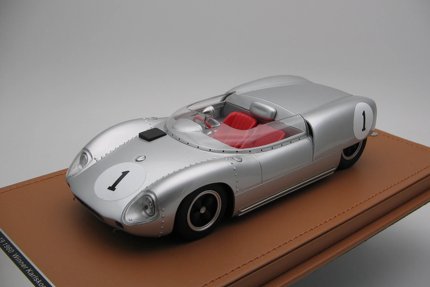 <!--articolo.descrizione_articolo-->