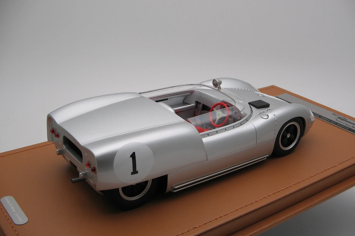 <!--articolo.descrizione_articolo-->