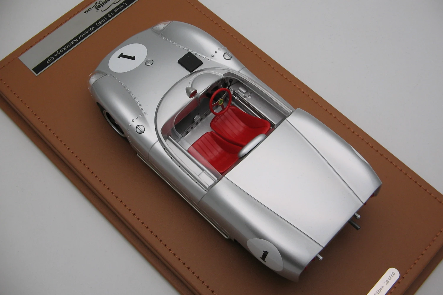 <!--articolo.descrizione_articolo-->