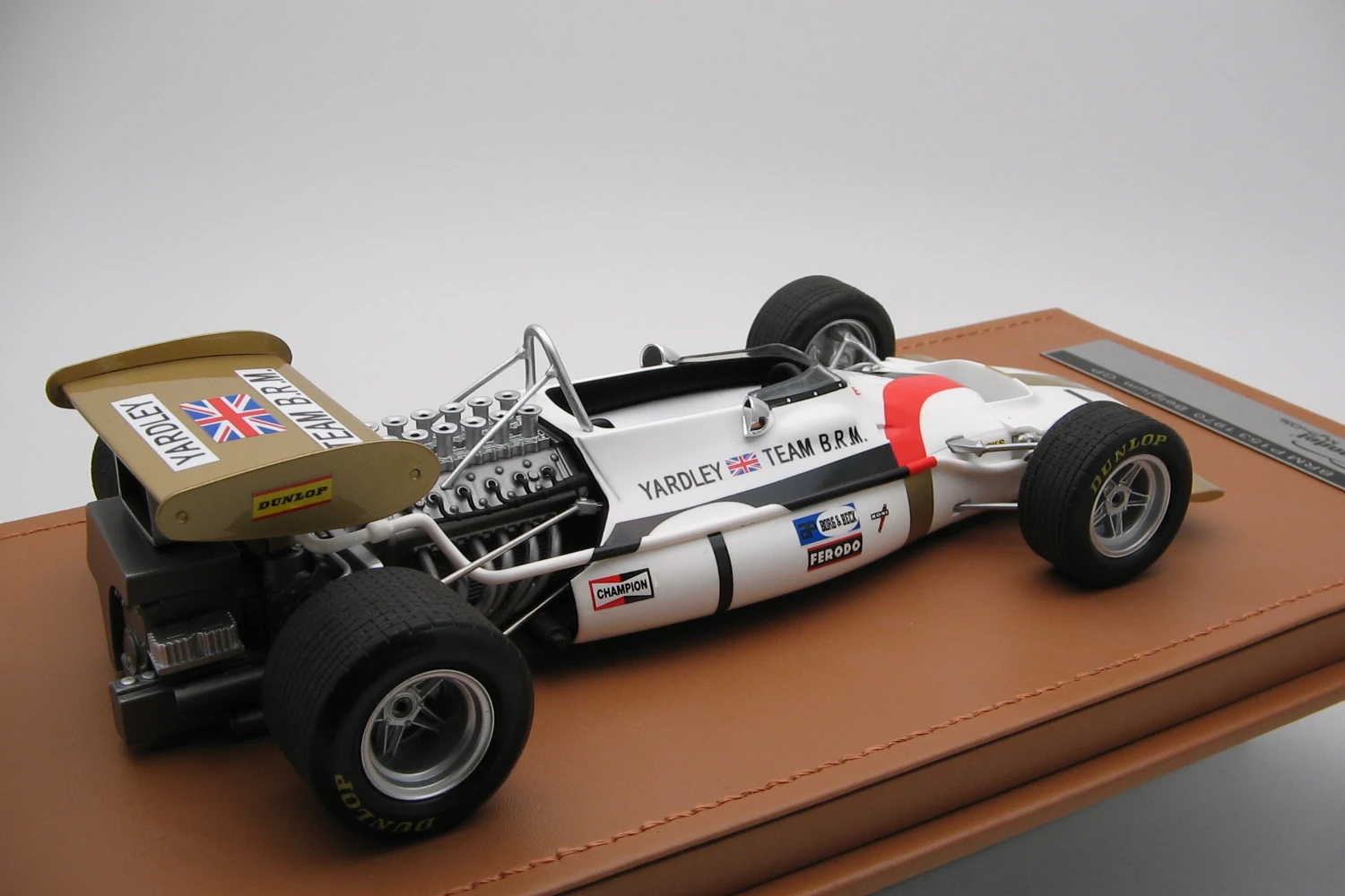 <!--articolo.descrizione_articolo-->