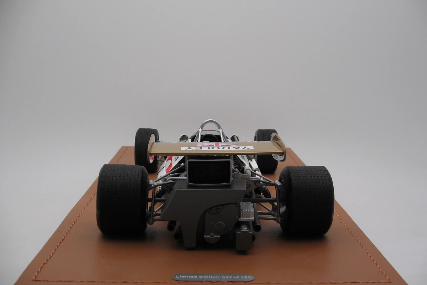 <!--articolo.descrizione_articolo-->