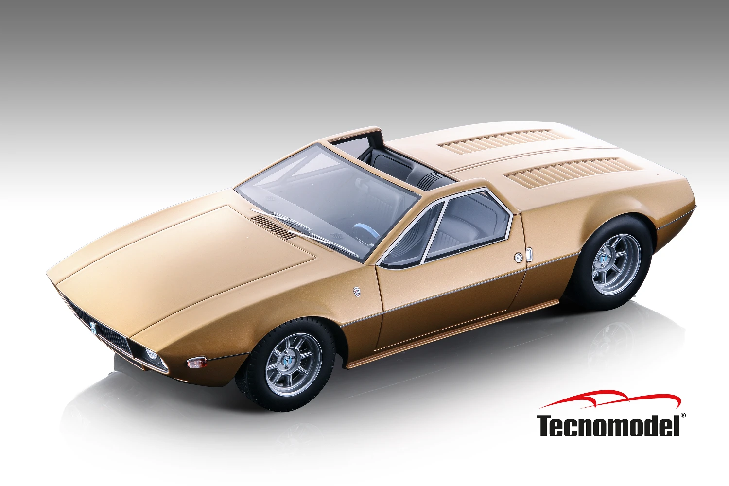 De Tomaso Mangusta Spyder Metallic Gold 1966