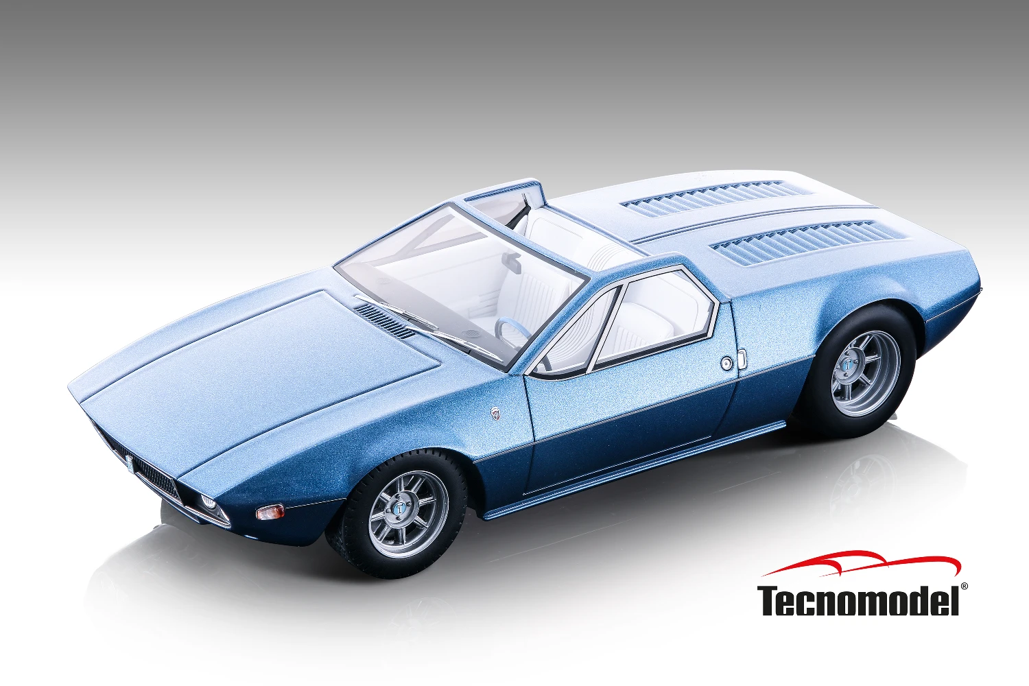 De Tomaso Mangusta Spyder Ligh Metallic Blue 1966