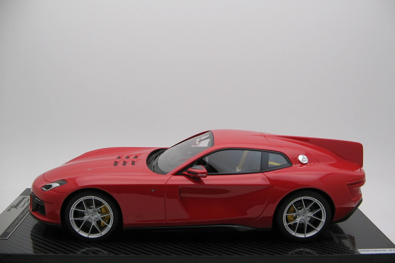 <!--articolo.descrizione_articolo-->