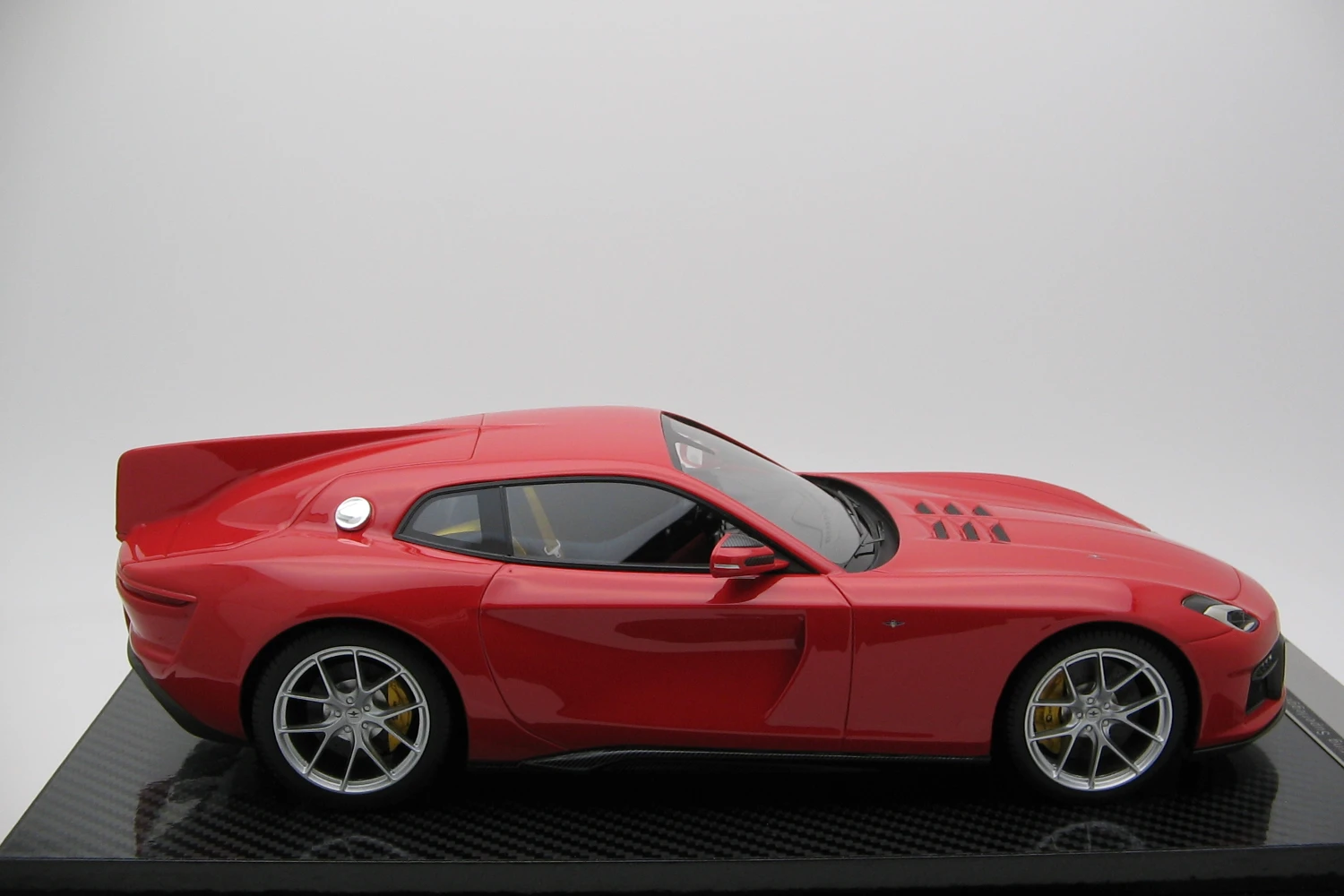 <!--articolo.descrizione_articolo-->