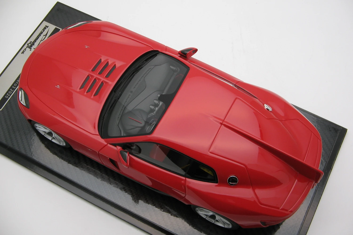 <!--articolo.descrizione_articolo-->