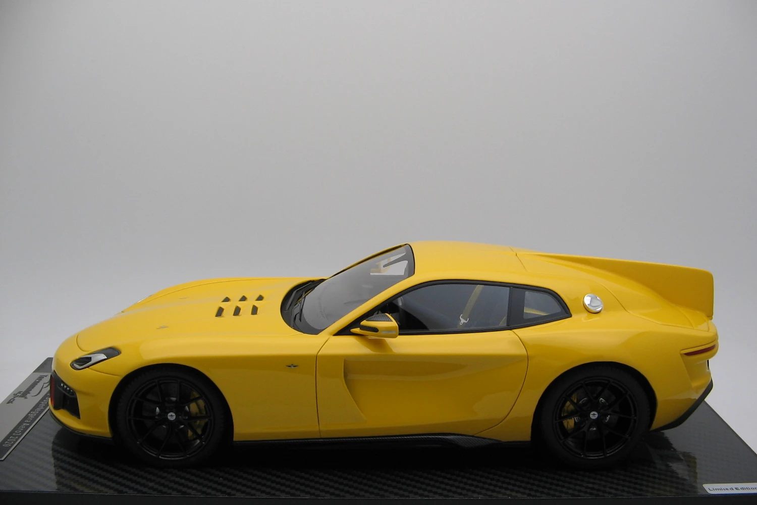 <!--articolo.descrizione_articolo-->