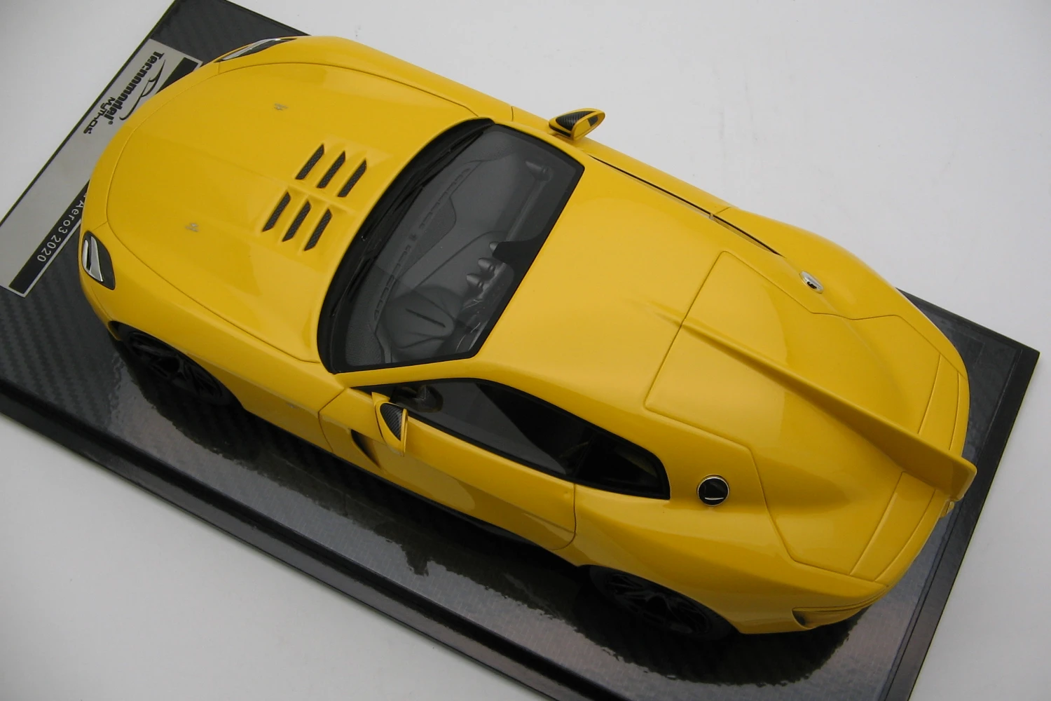 <!--articolo.descrizione_articolo-->