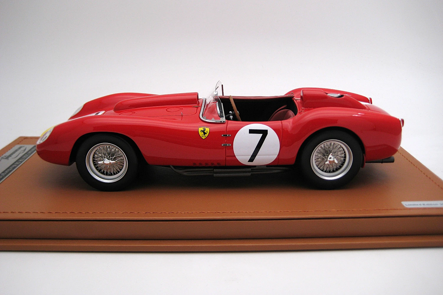 <!--articolo.descrizione_articolo-->