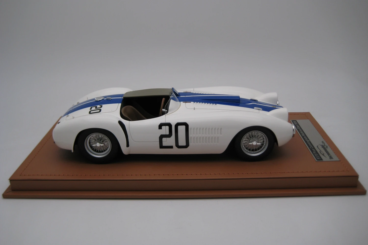 <!--articolo.descrizione_articolo-->