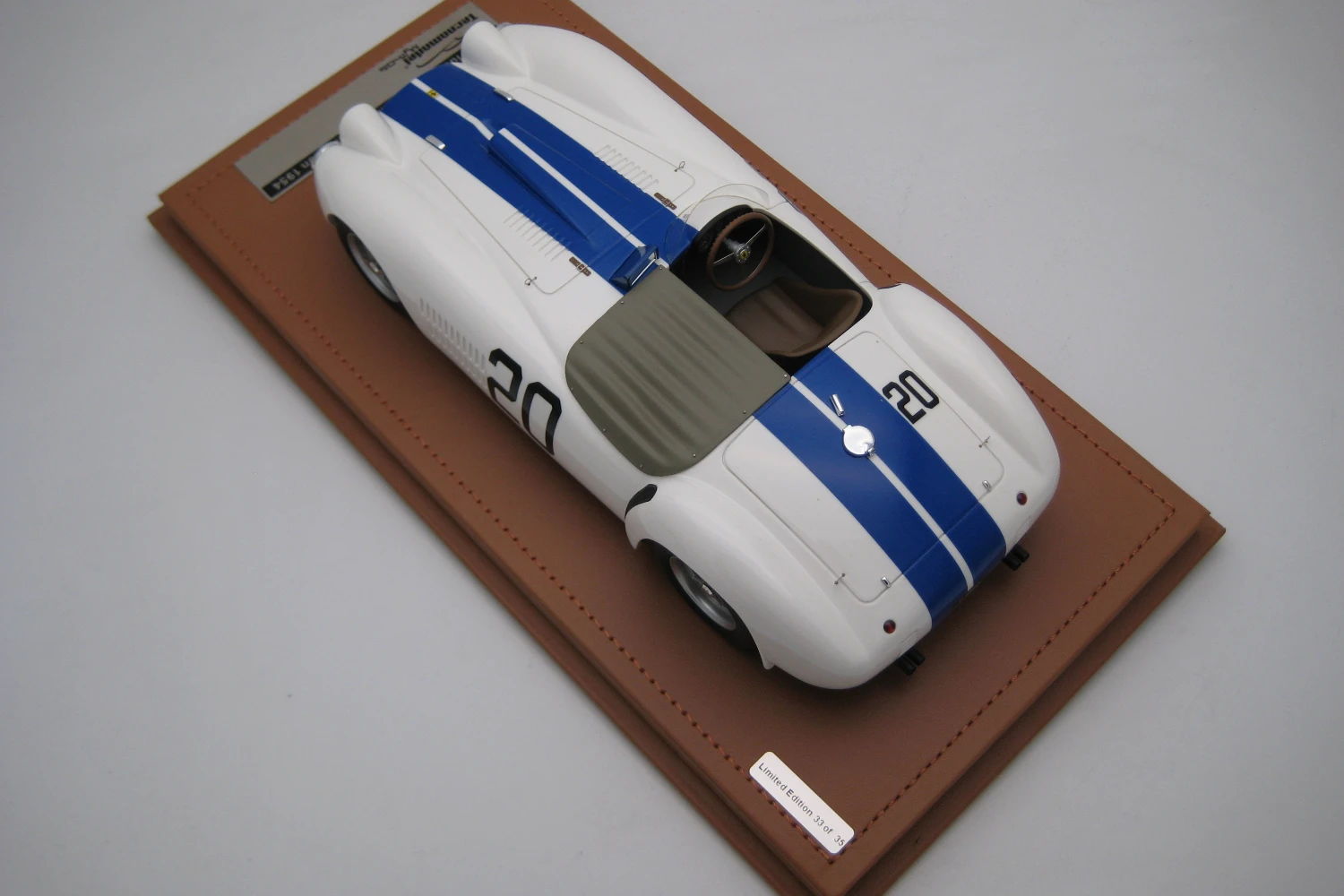 <!--articolo.descrizione_articolo-->