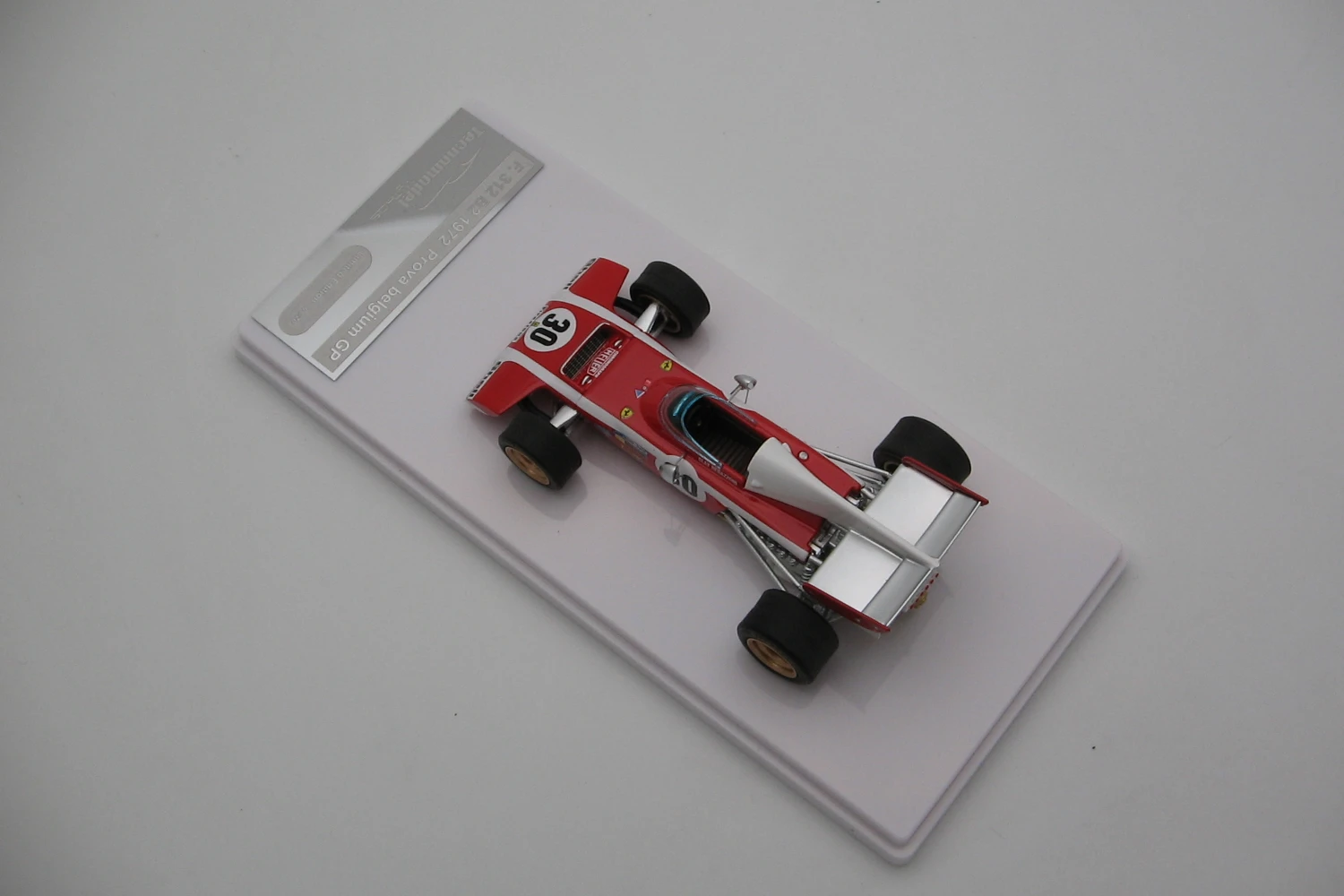 <!--articolo.descrizione_articolo-->