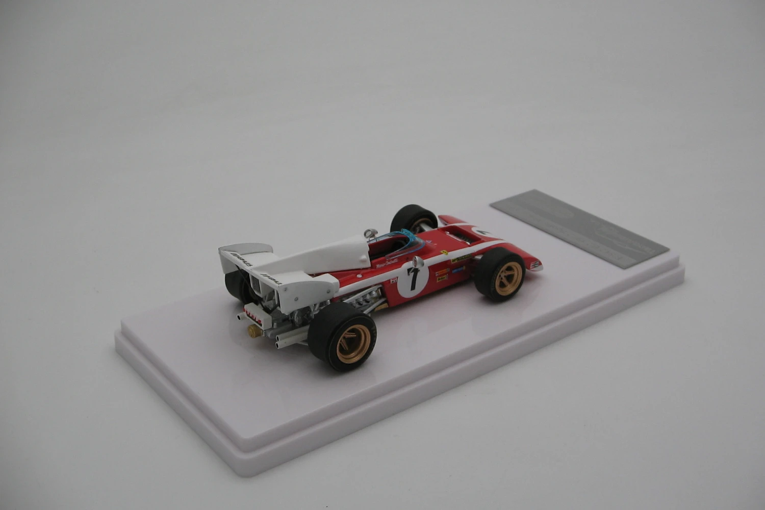 <!--articolo.descrizione_articolo-->