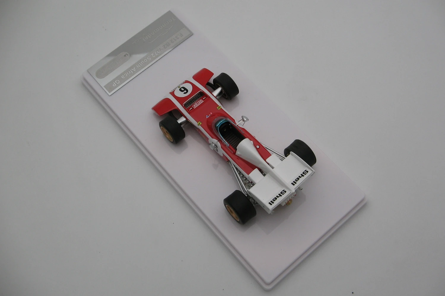 <!--articolo.descrizione_articolo-->