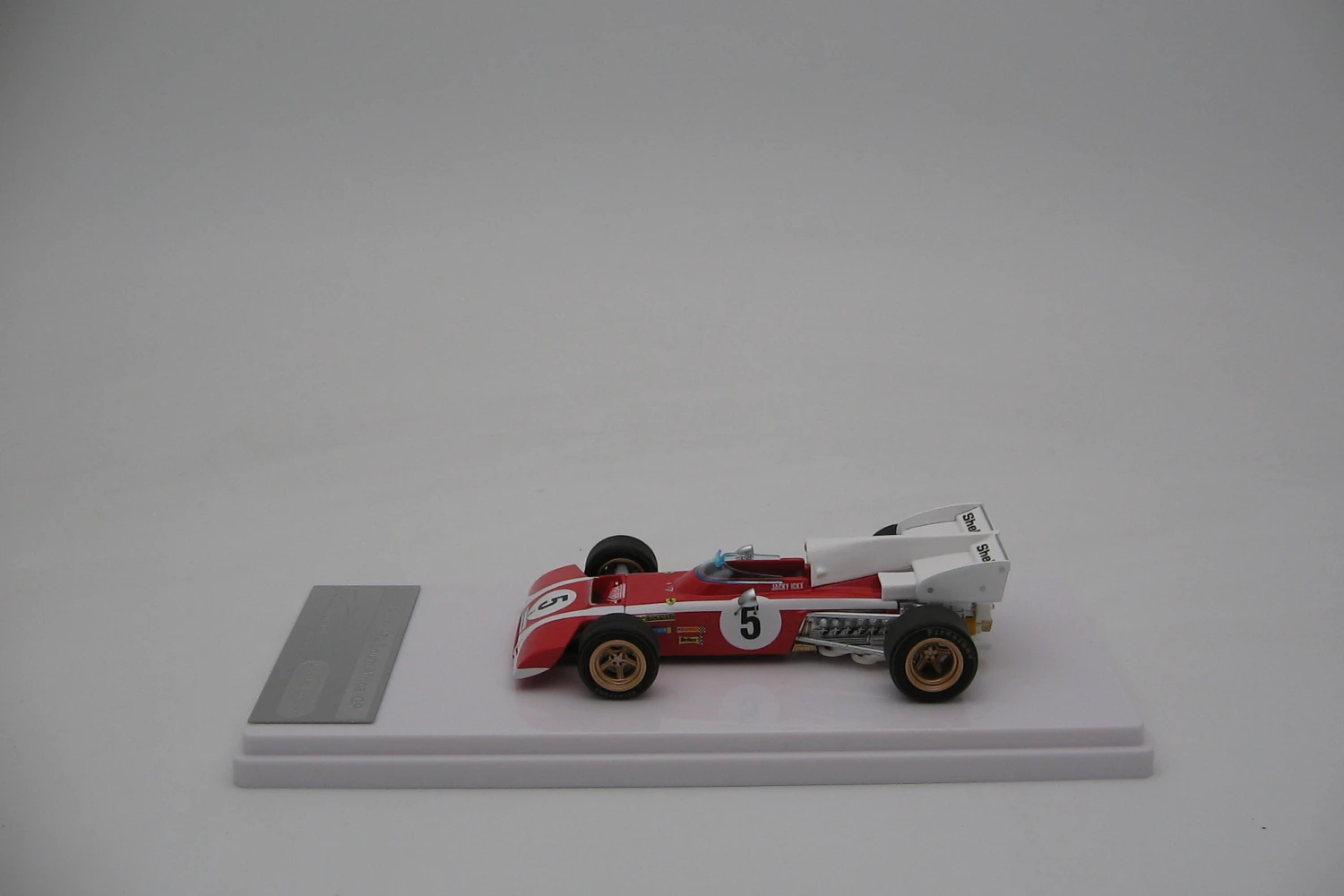 <!--articolo.descrizione_articolo-->