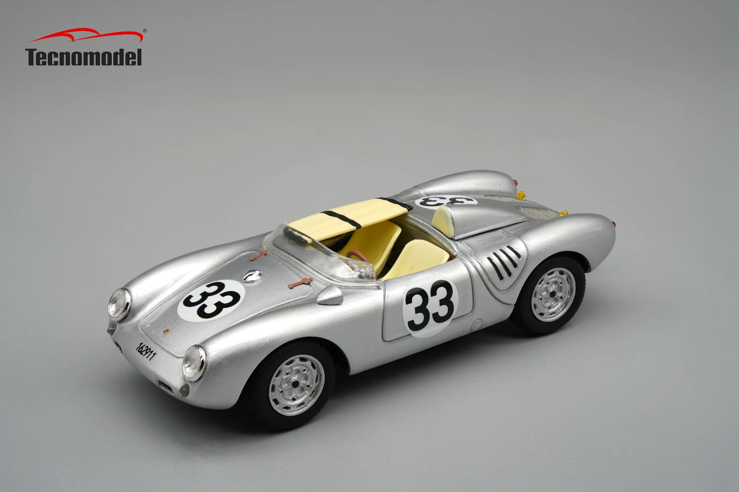 TM43-61C Porsche 550A RS 1957 Le Mans 24h Driver Hans Herrmann/ Richard von Frankenberg