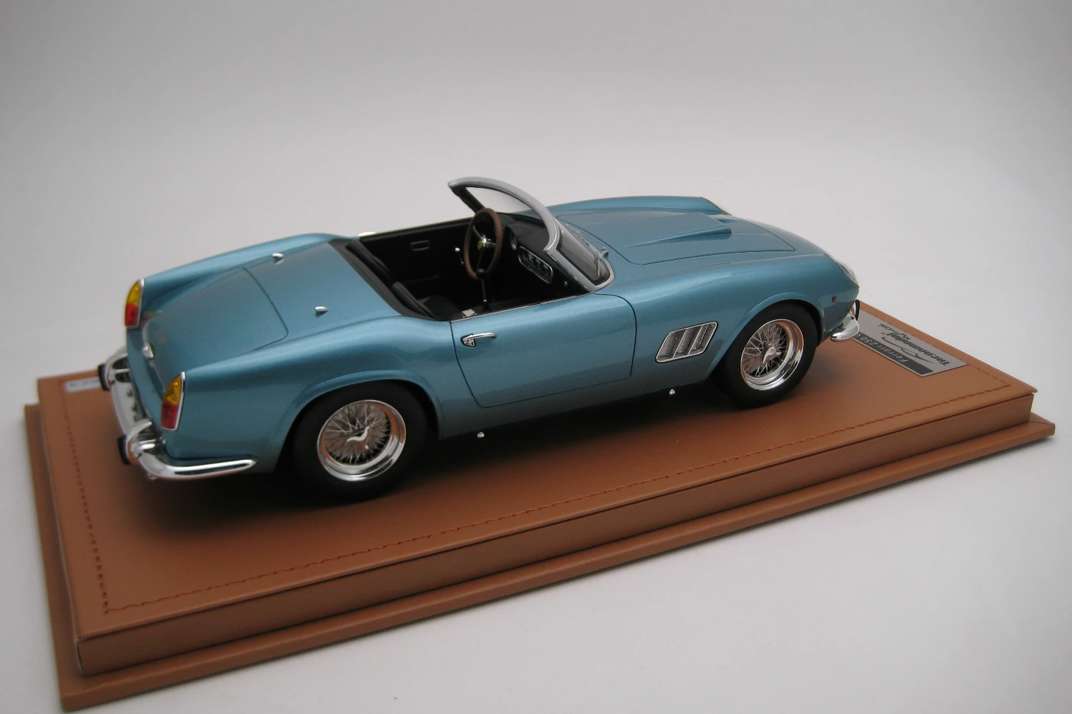 <!--articolo.descrizione_articolo-->