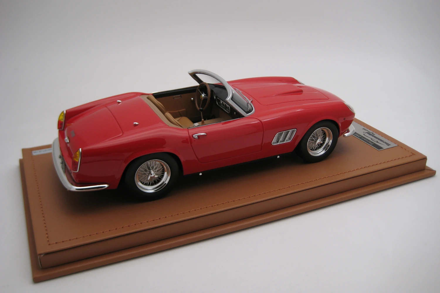 <!--articolo.descrizione_articolo-->